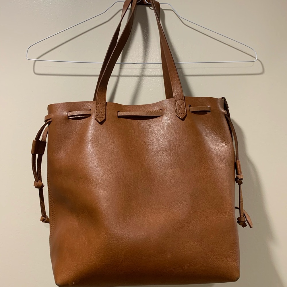 Madwell Medium Drawstring Transport Tote